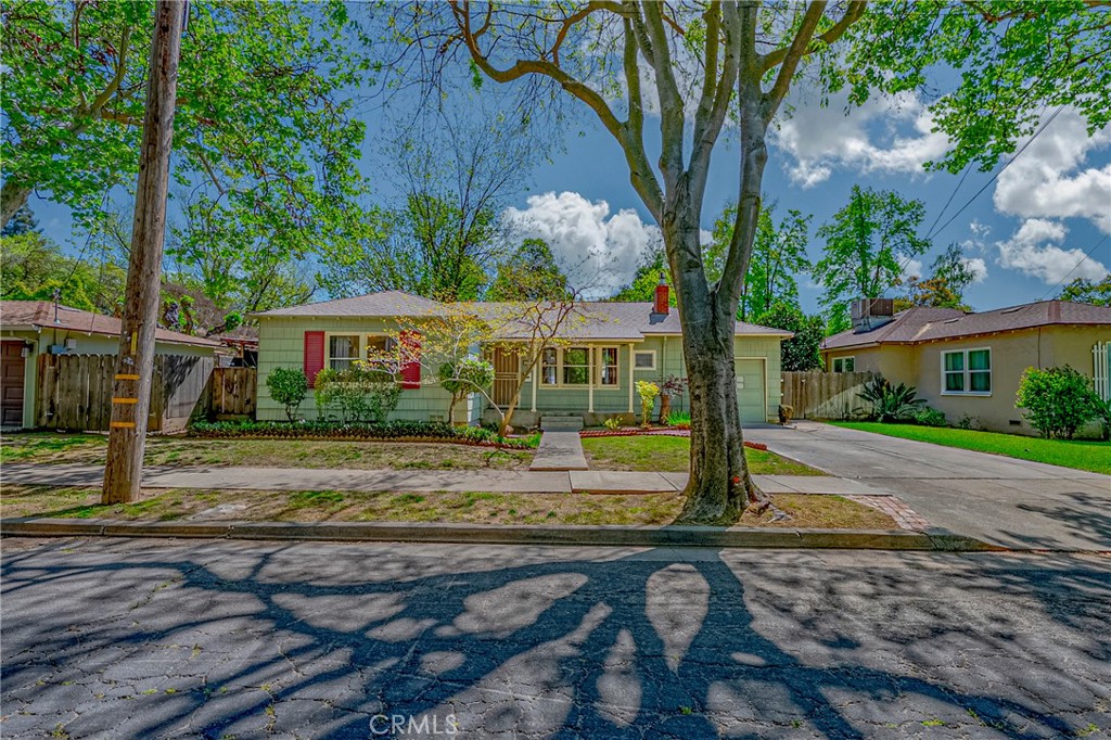 2550 5th Ave, Merced, CA 95340