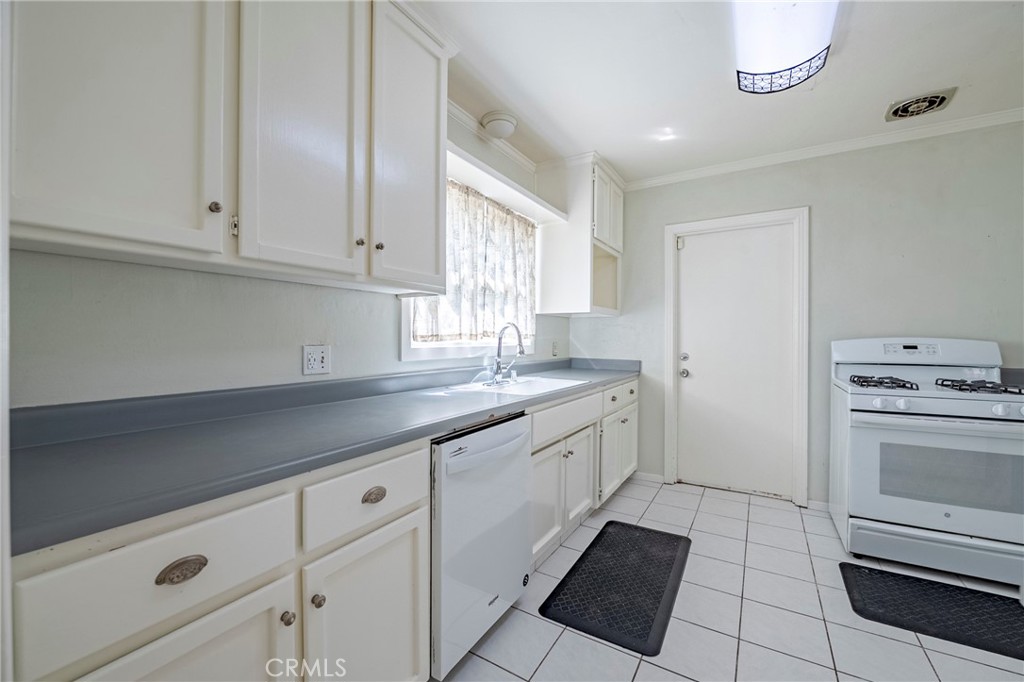 2550 5th Ave, Merced, CA 95340