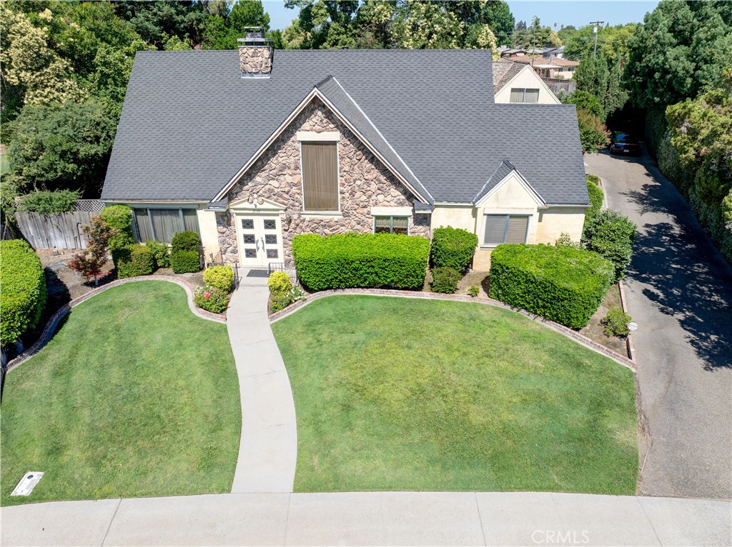 2341 Village Circle Dr